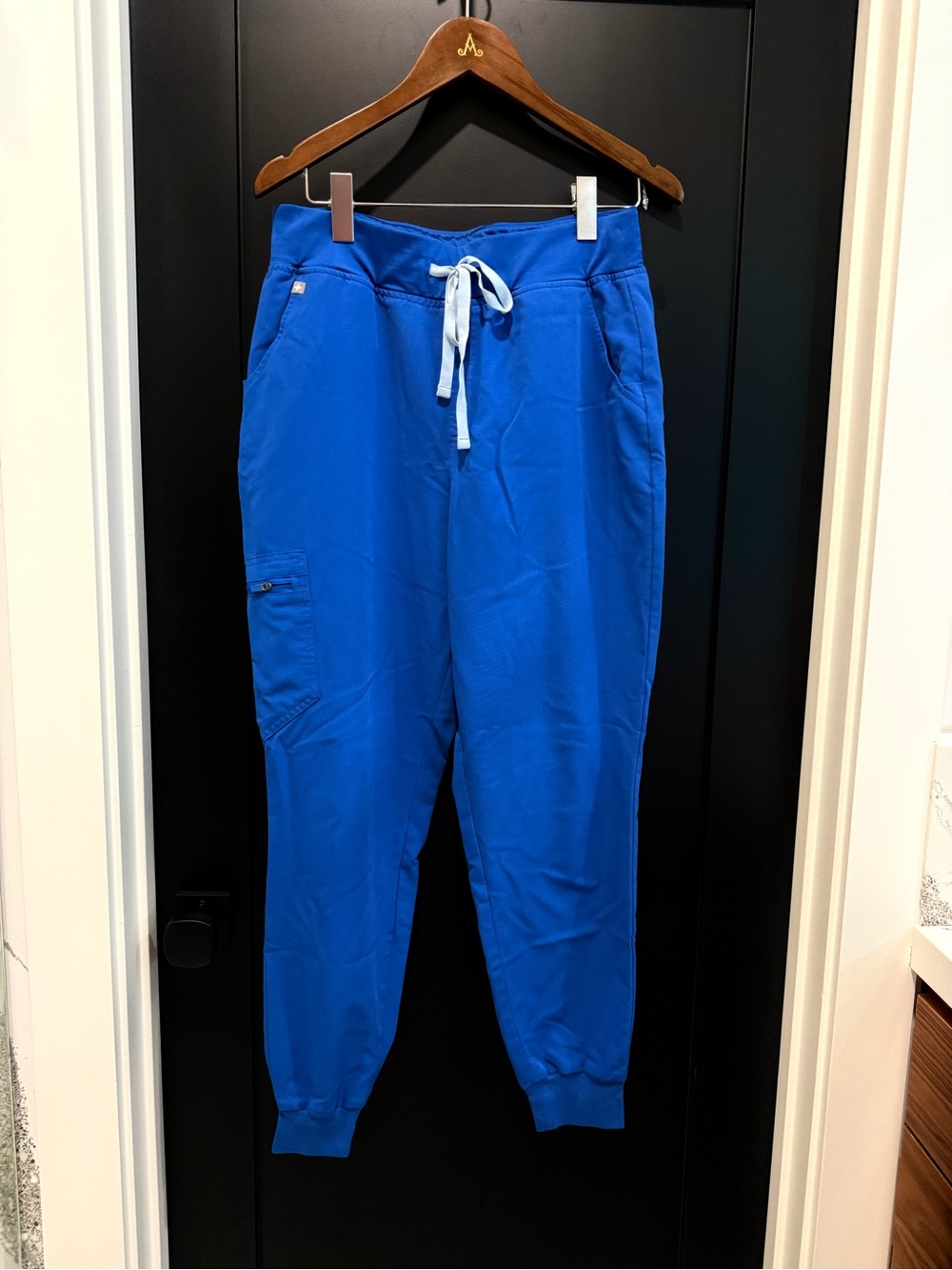 FIGS Women's High Waisted Zamora Jogger Scrub Pants - Picture 4 of 4